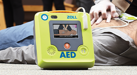 Choosing the Right Defibrillator: A Comprehensive Guide